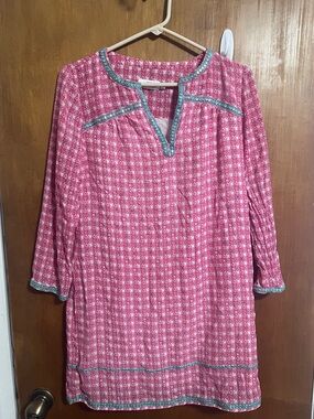 Pink Printed Vineyard Vines Dress size 6